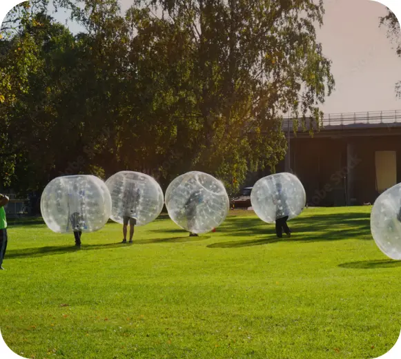 Activité football dans des bulles