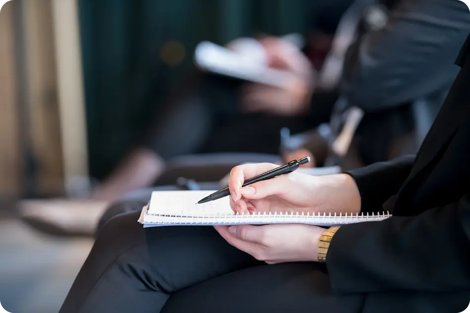 Prise de notes lors d'un séminaire de formation